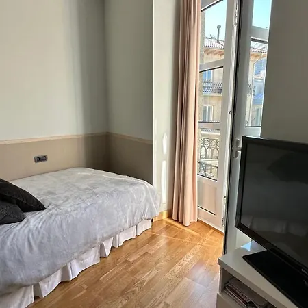 Moderno Estudio En Porta Do Sol شقة